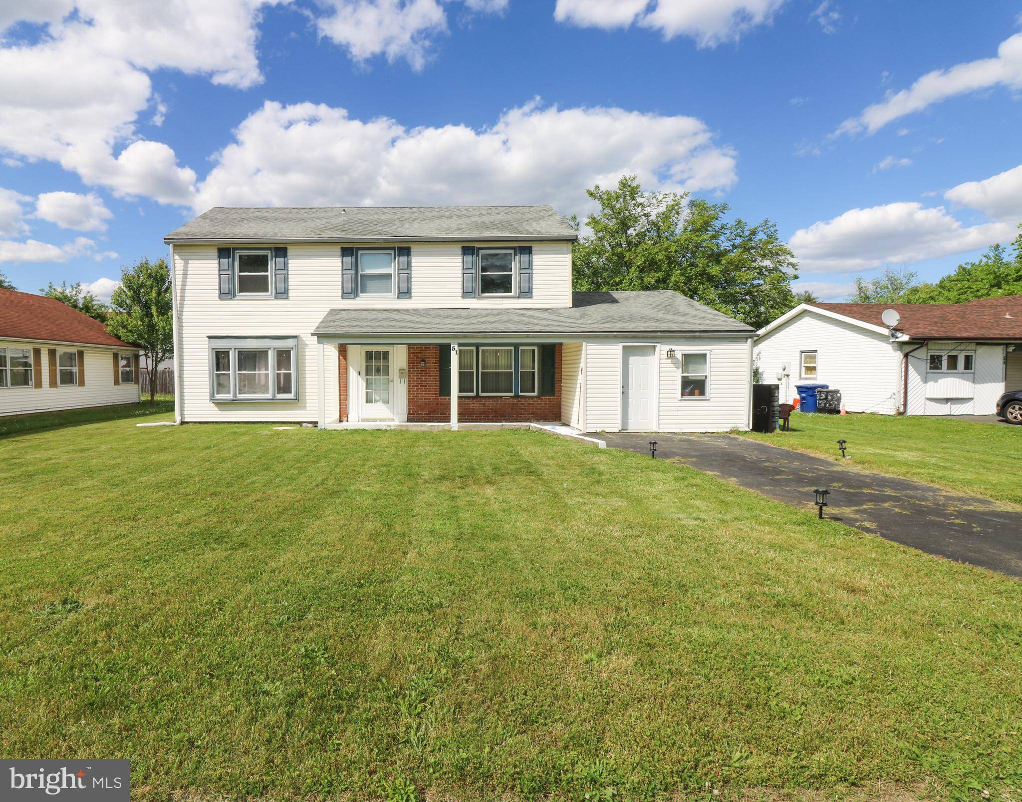 51 PEMBROOK LN, Willingboro, NJ 08046