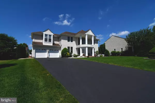 Freehold, NJ 07728,10 EMPRESS CT