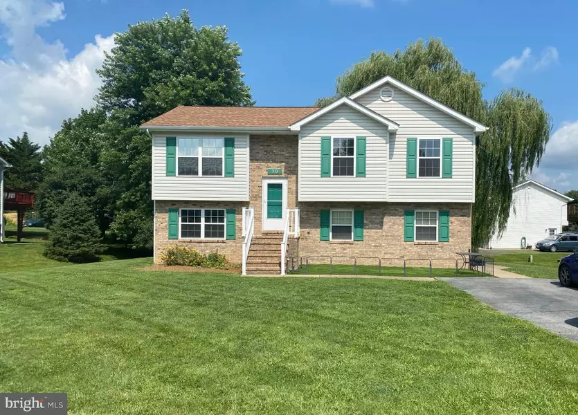 30 NIKITA DR, Maurertown, VA 22644