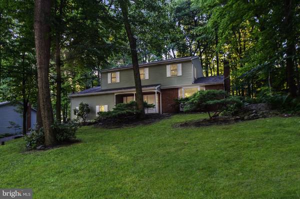 1456 SPRING HILL DR, Hummelstown, PA 17036