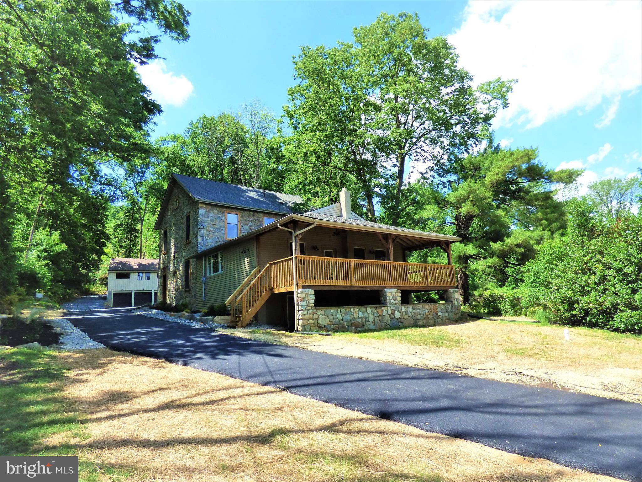 Easton, PA 18042,140 RAUBSVILLE RD