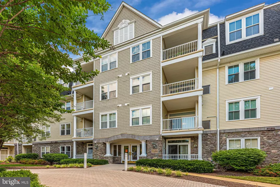 2500 WATERSIDE DR #116, Frederick, MD 21701