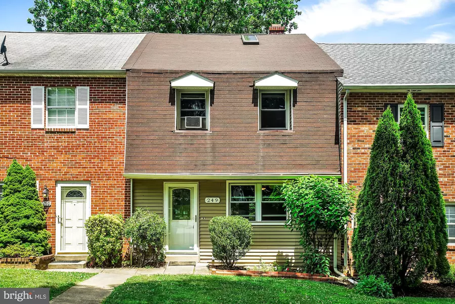 249 MONMOUTH TER, West Chester, PA 19380