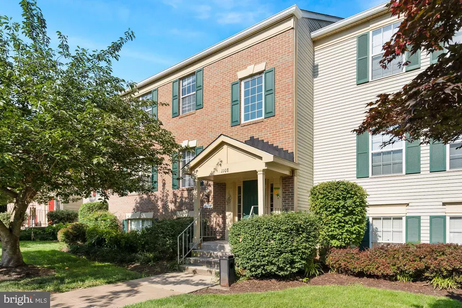 1108 HUNTMASTER TER NE #301, Leesburg, VA 20176