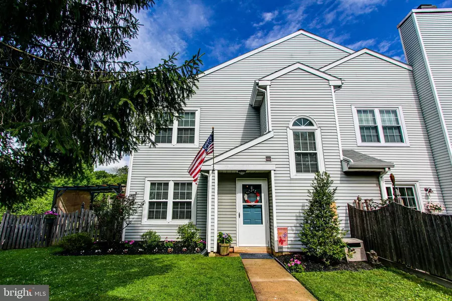 128 CAROUSEL CIR, Doylestown, PA 18901