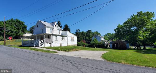 13882 PENNERSVILLE RD, Waynesboro, PA 17268