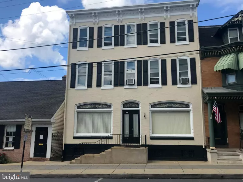 305-307 STATE ST, Hamburg, PA 19526