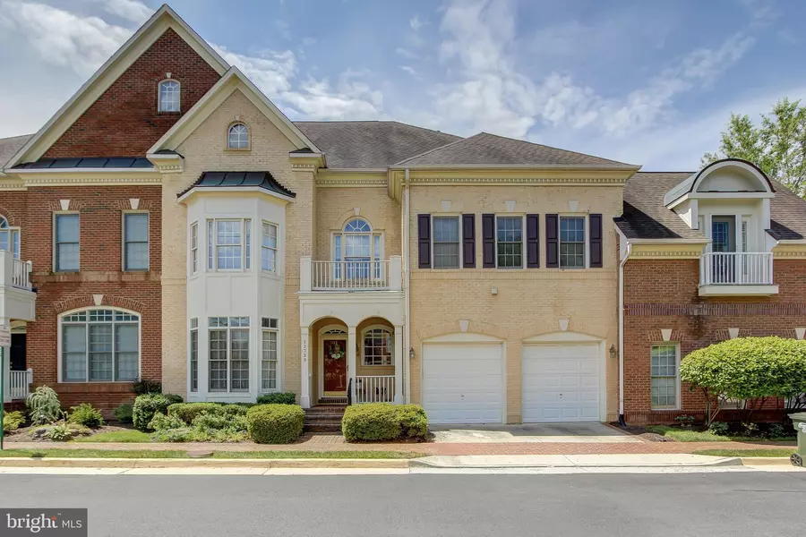 12739 LAVENDER KEEP CIR, Fairfax, VA 22033