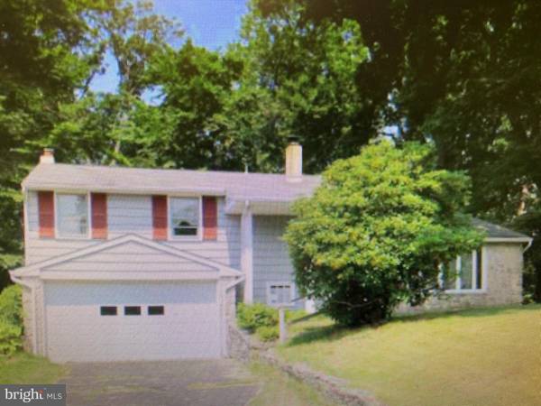 103 N MARMIC DR, Southampton, PA 18966