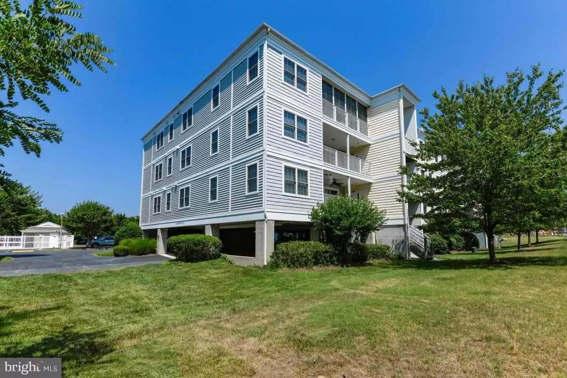 Rehoboth Beach, DE 19971,20356 BLUE POINT DR #1304