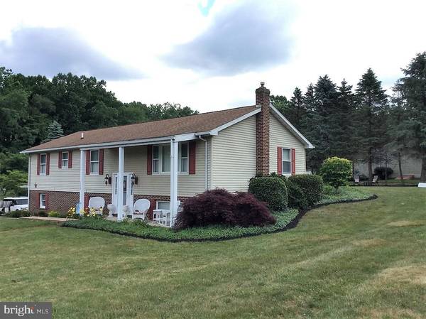 13878 GARDNER AVE, Waynesboro, PA 17268