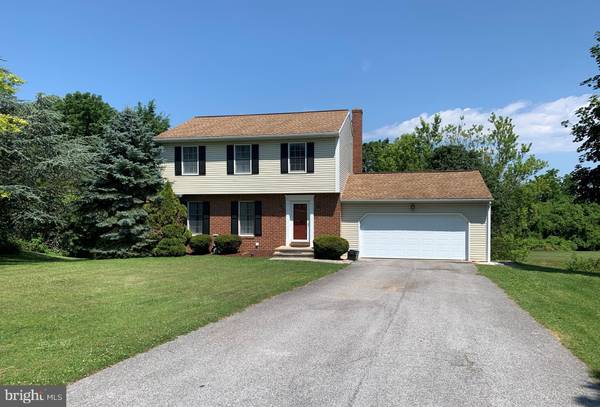 615 SUNSET DR, Dillsburg, PA 17019