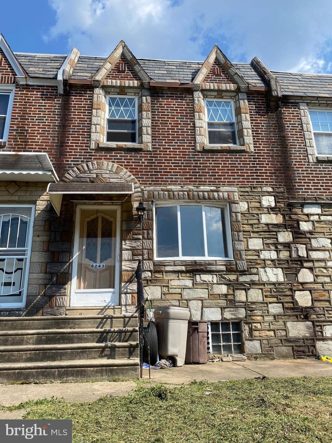 Philadelphia, PA 19135,6743 GILLESPIE ST