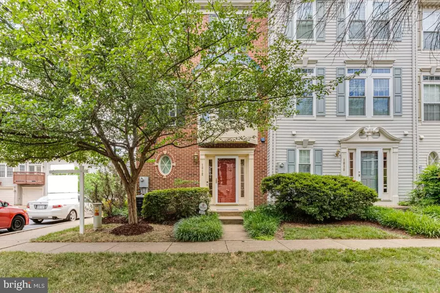 1012 HARRISON CIR, Alexandria, VA 22304