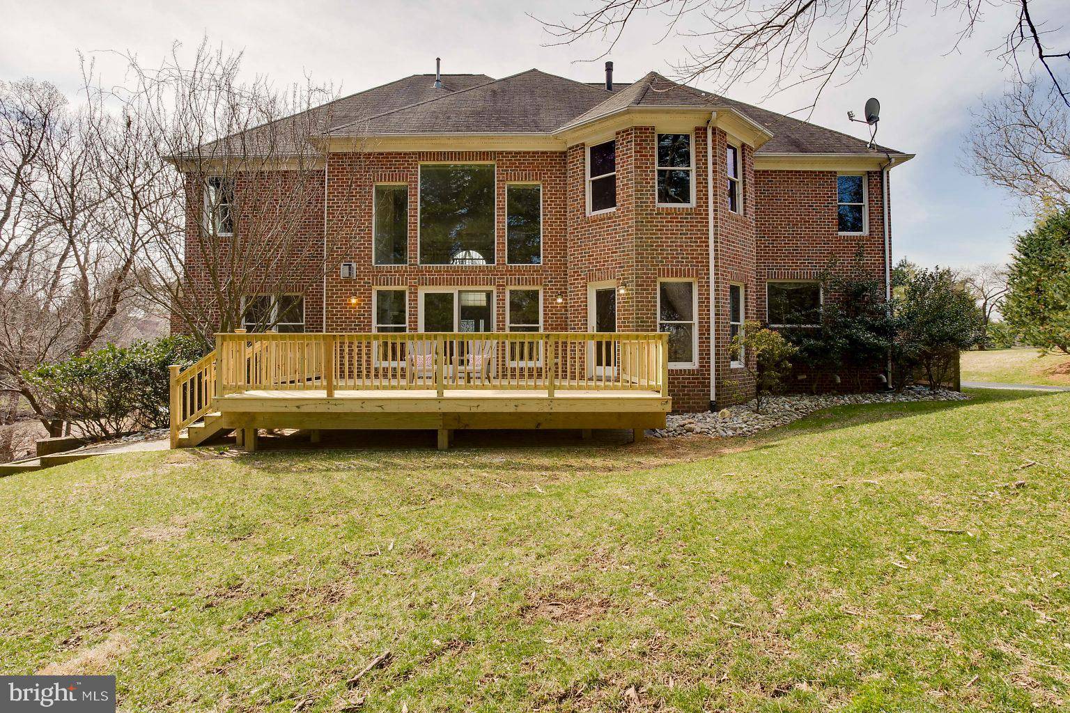 Baltimore, MD 21208,3 HAMBLETON CT