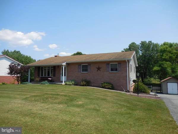 154 JAMESLEE DR, Chambersburg, PA 17202