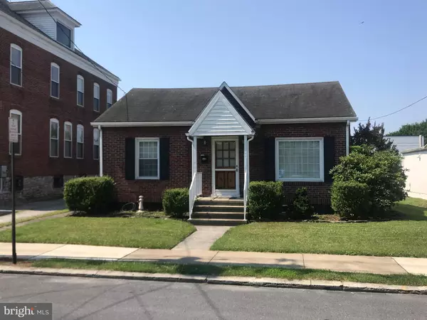 454 E KING ST, Chambersburg, PA 17201