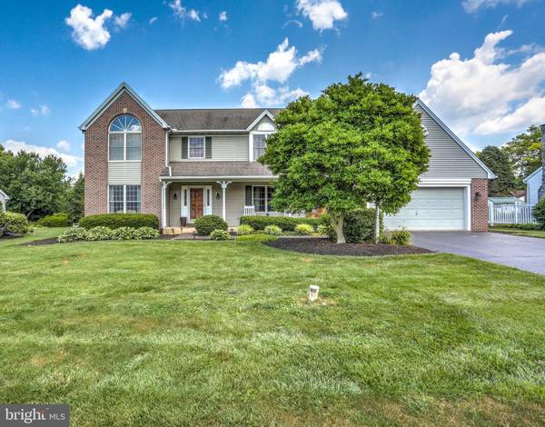 45 HEMLOCK LN, Leola, PA 17540