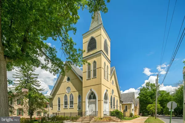 105 E WILLOW ST, Wenonah, NJ 08090