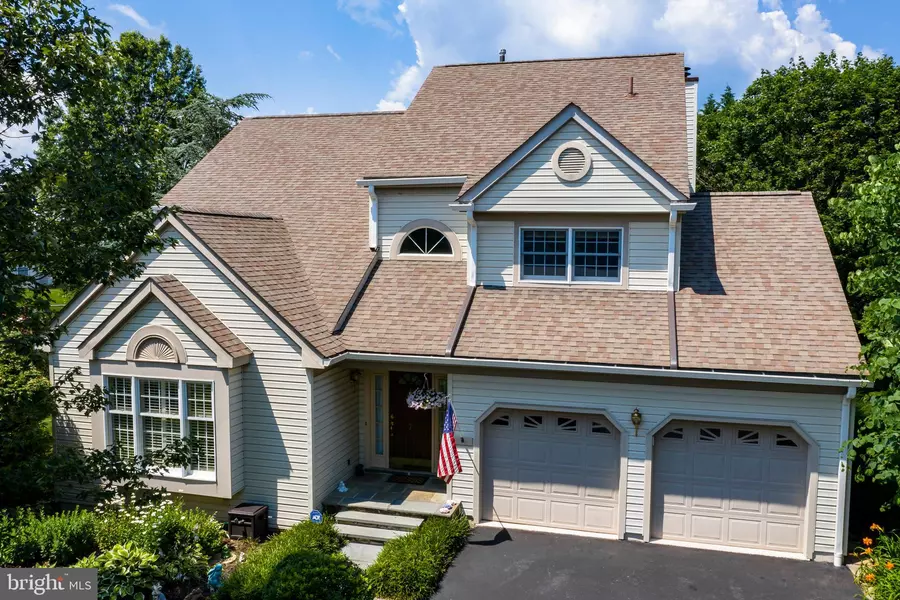 7 REGENTS CT, Kennett Square, PA 19348