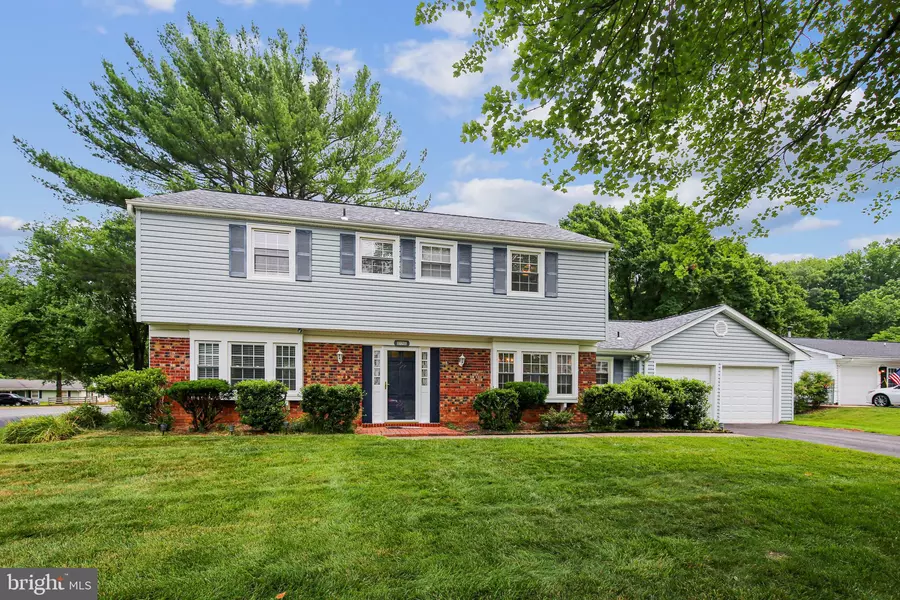 12916 MOUNT ROYAL LN, Fairfax, VA 22033