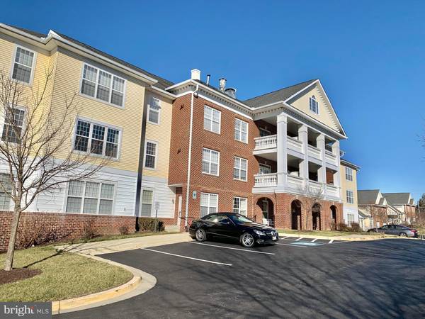 11924 DARNESTOWN #302, North Potomac, MD 20878