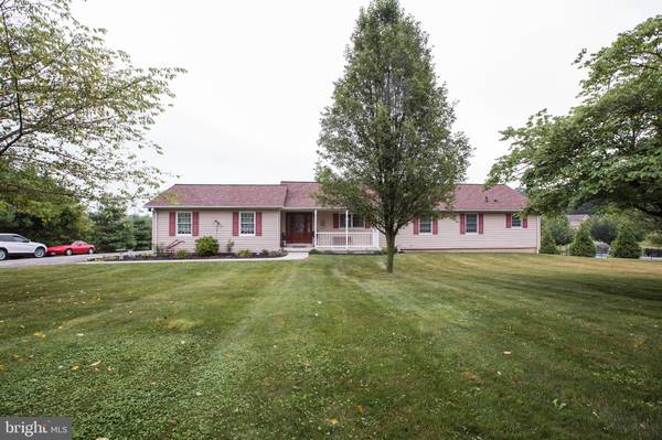 1987 SMITH STATION RD, Hanover, PA 17331