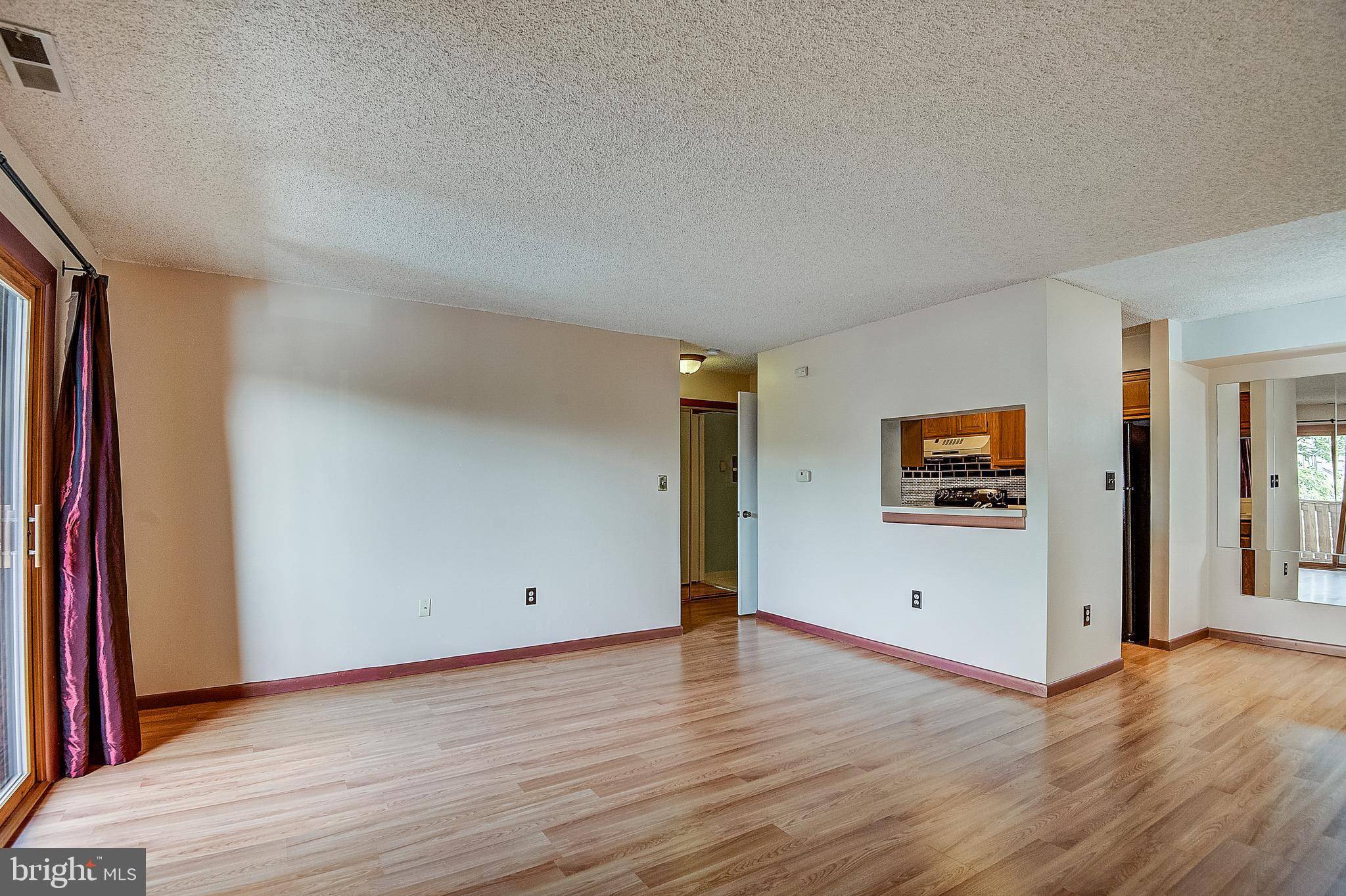 Plainsboro, NJ 08536,5302 RAVENS CREST DR
