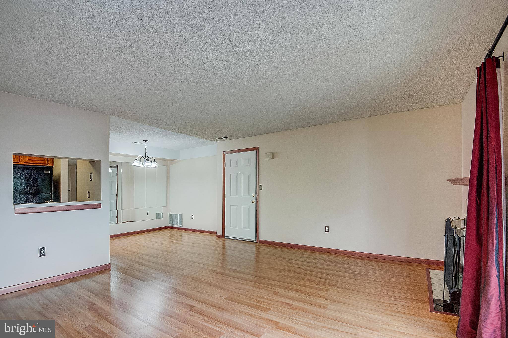 Plainsboro, NJ 08536,5302 RAVENS CREST DR