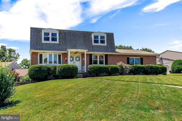 1 CHELSEA CIR, Reading, PA 19606