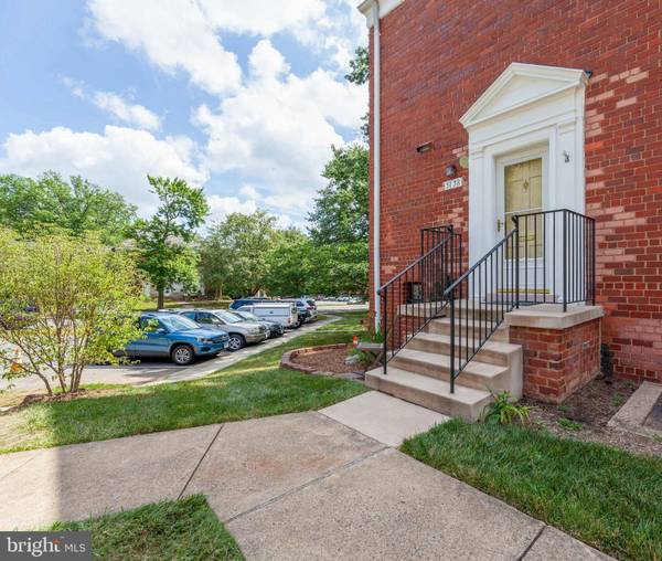 3138 MARTHA CUSTIS DR, Alexandria, VA 22302