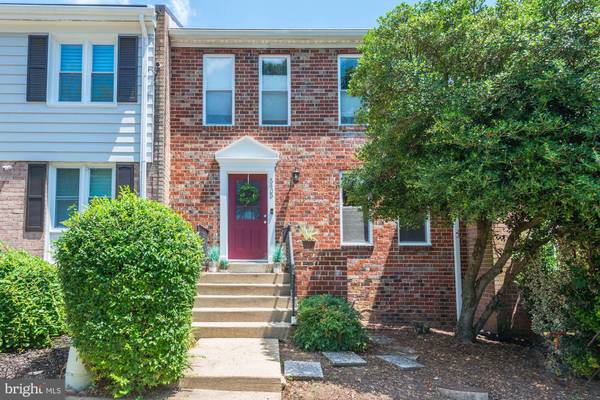 5405 RICHENBACHER AVE, Alexandria, VA 22304