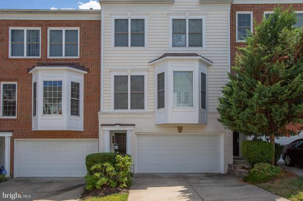 2156 OBERLIN DR, Woodbridge, VA 22191