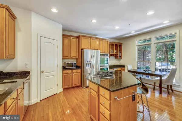 North Bethesda, MD 20852,10533 TUCKERMAN HEIGHTS CIR