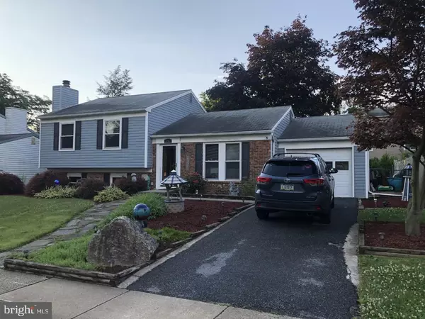 171 TANGLEWOOD LN, Lancaster, PA 17601