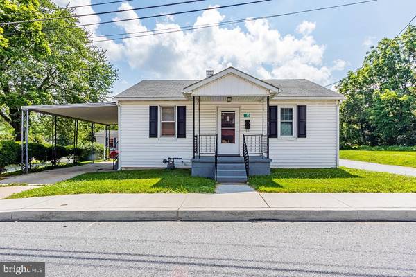 115 N 5TH ST, Oxford, PA 19363