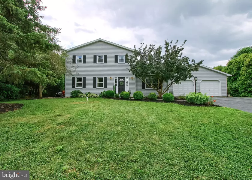 219 CROOKED HILL RD, Hummelstown, PA 17036