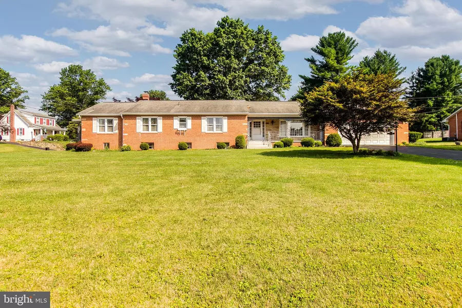 215 BROAD ST, Middletown, MD 21769