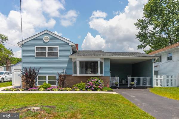 214 DUBOIS AVE, West Deptford, NJ 08096