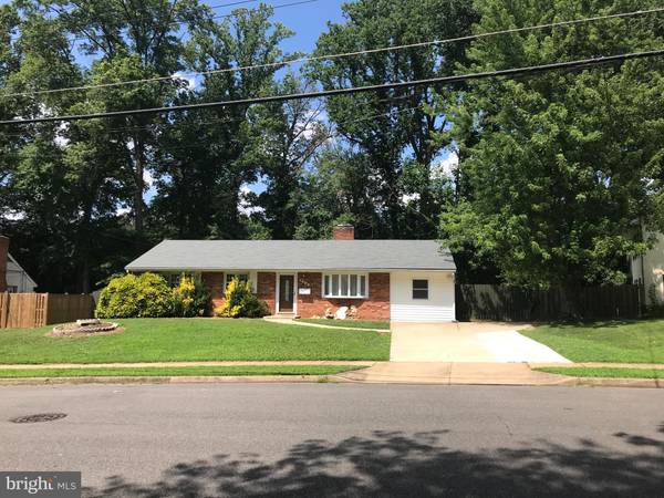 7443 LONG PINE DR, Springfield, VA 22151