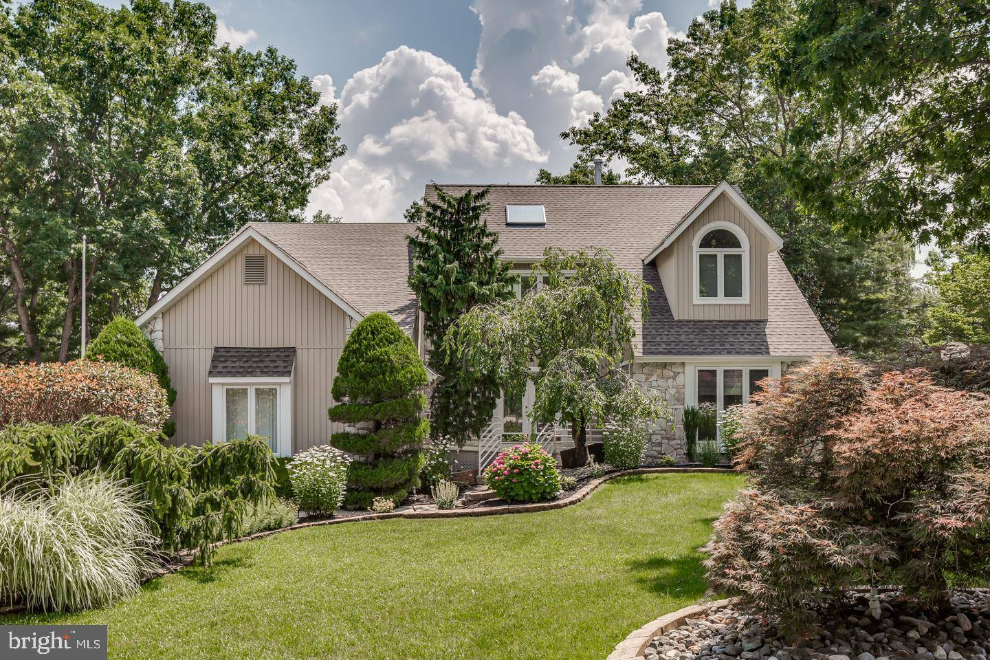 15 KIMBERLY CT, Voorhees, NJ 08043