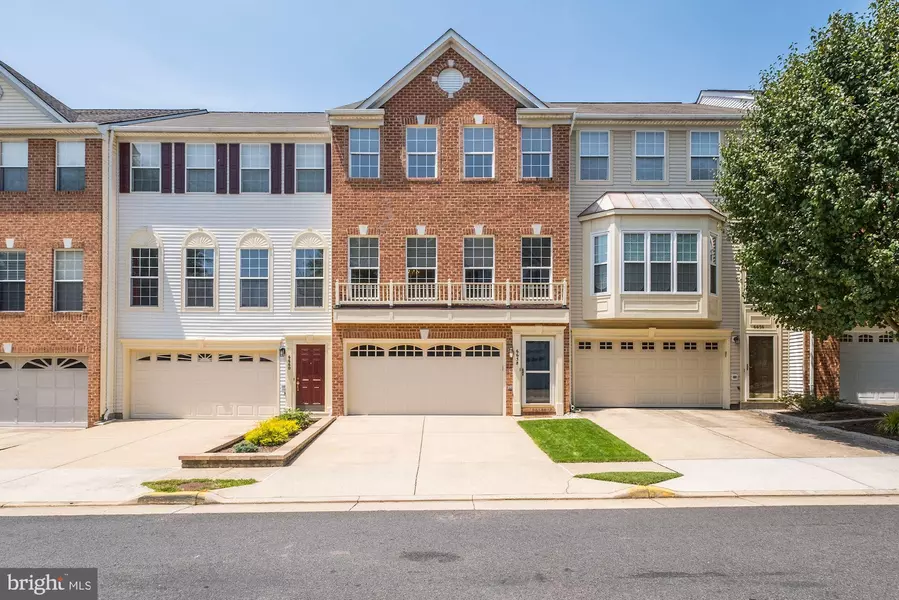 6658 PATENT PARISH LN, Alexandria, VA 22315