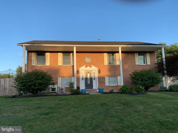 101 COTTONWOOD AVE, Stephens City, VA 22655