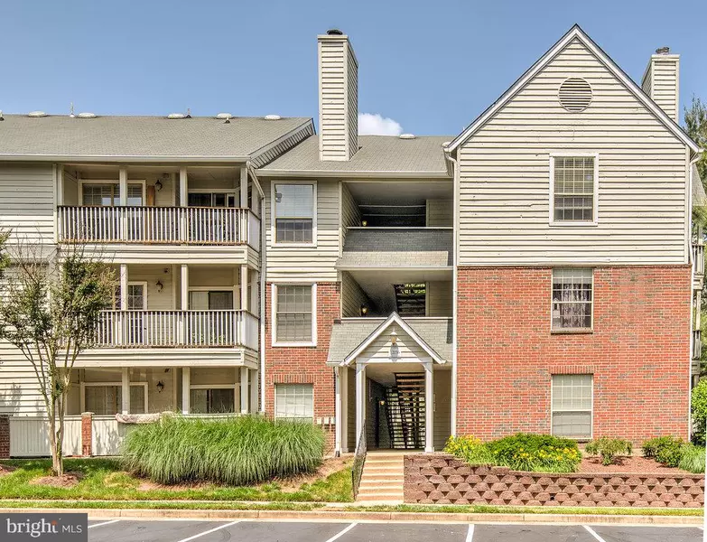 12156 PENDERVIEW TER #1206, Fairfax, VA 22033