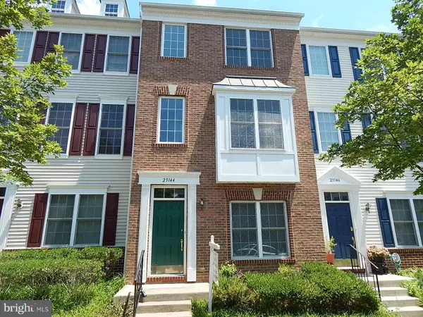 25144 SHULTZ TER, Chantilly, VA 20152