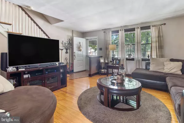 Philadelphia, PA 19135,7117 WALKER ST