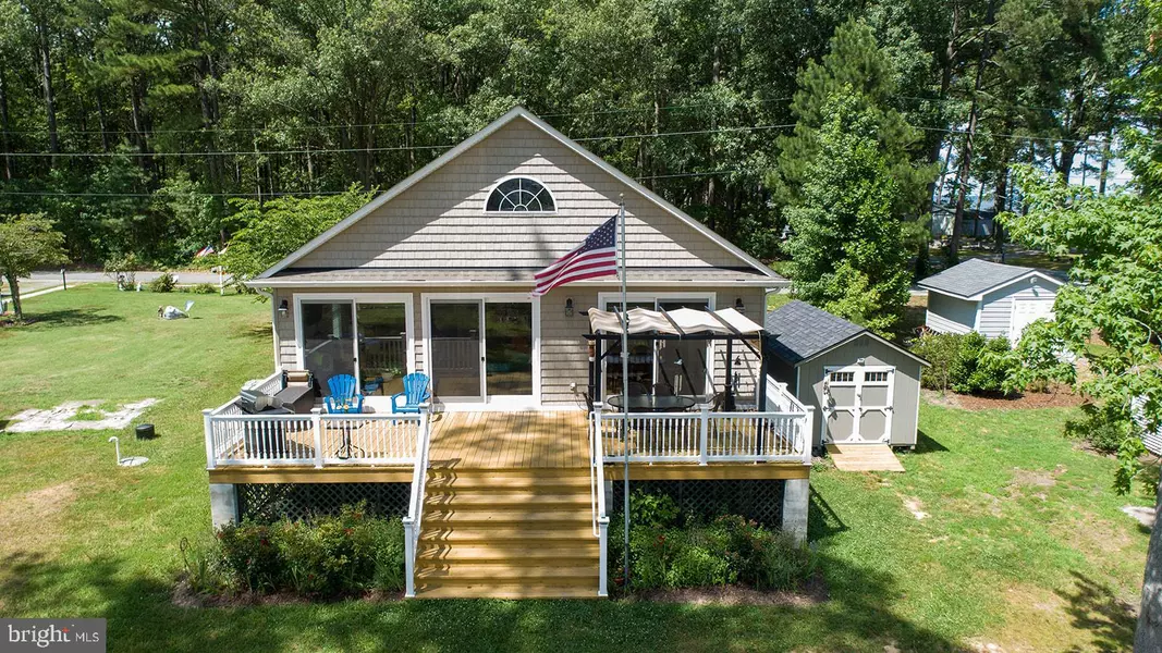 222 GARDNER RD, Hague, VA 22469