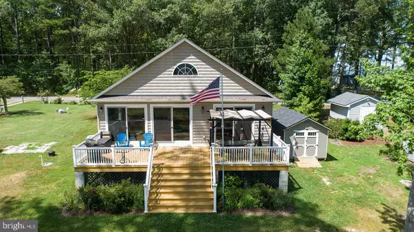 222 GARDNER RD,  Hague,  VA 22469