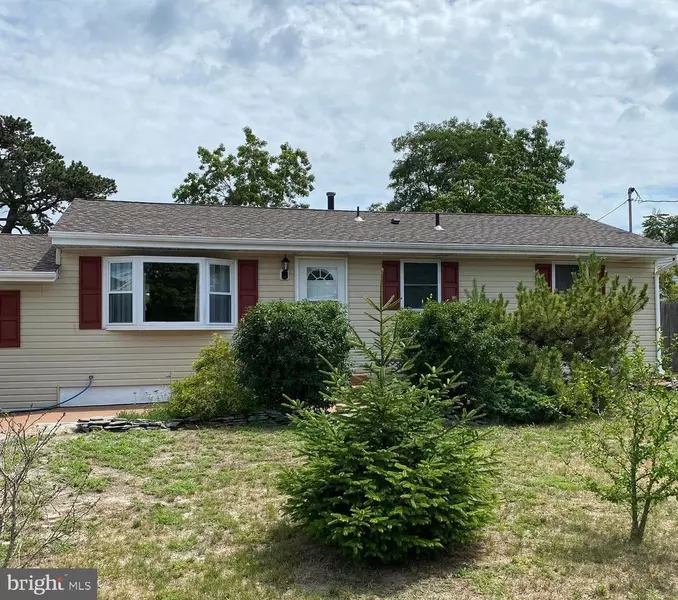 957 NEVILLE ST, Toms River, NJ 08753