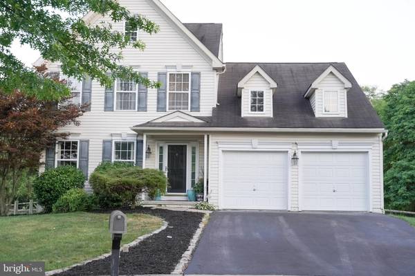 35 DEERFIELD DR, Thorndale, PA 19372